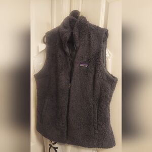 Size Large Womans Patagonia Vest